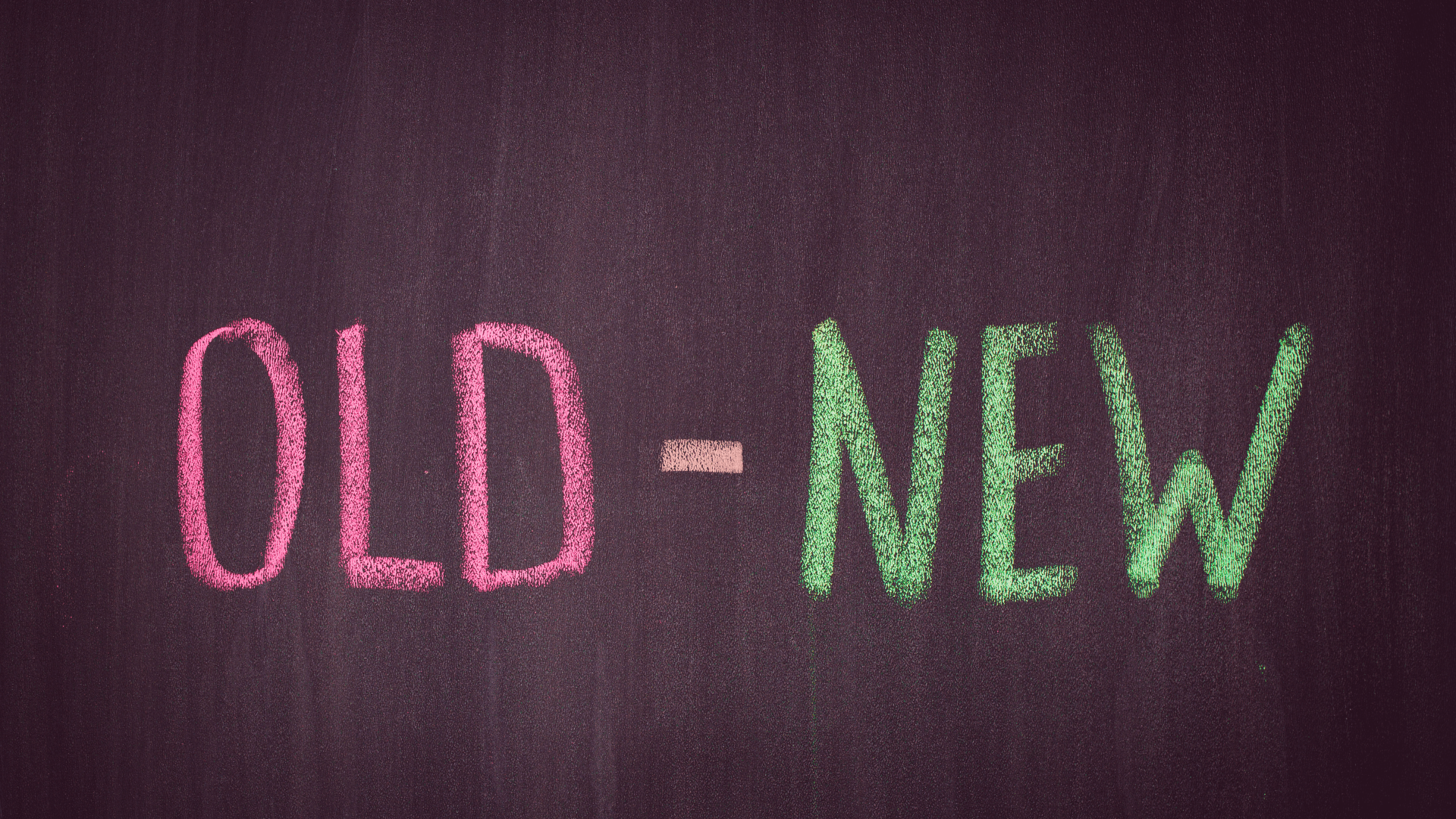 Comparison between new launch condos and resale condos in Singapore